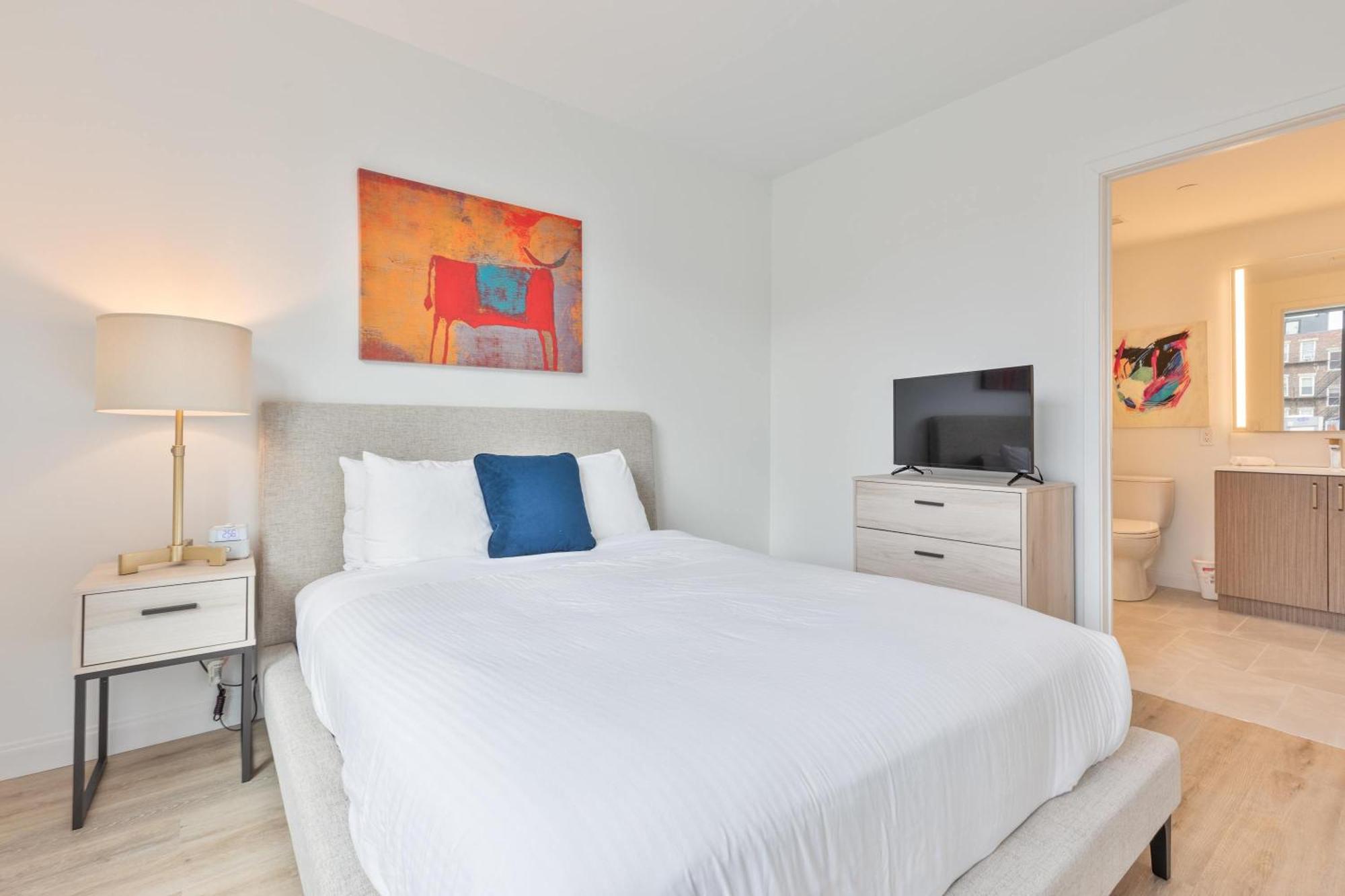Private With Kitchen & Gym Apartment